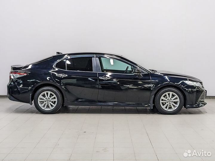 Toyota Camry 2.0 AT, 2021, 122 900 км