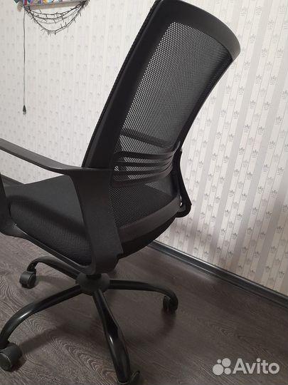 Компьютерное кресло