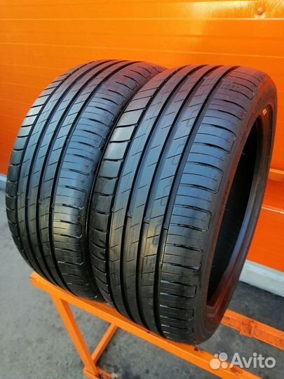 Goodyear EfficientGrip Performance 215/45 R17 91W