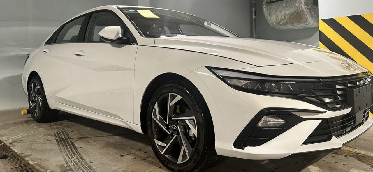 Hyundai Elantra: фото владельца