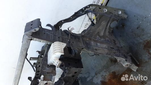 Передняя панель крепления облицовки (телевизор) to