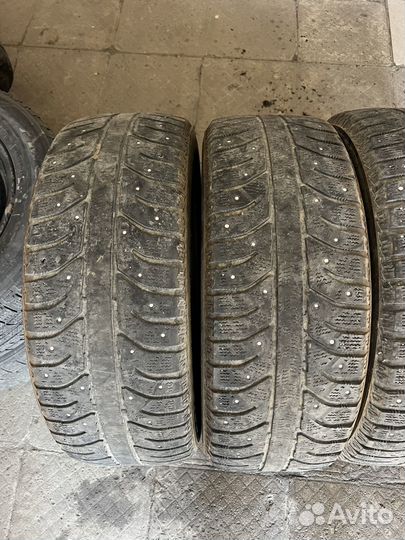 Bridgestone Ice Cruiser 7000 195/60 R15 88T