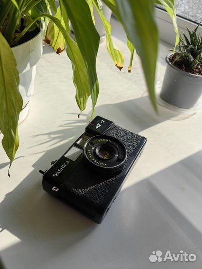 Пленочный фотоаппарат yashica mf-2