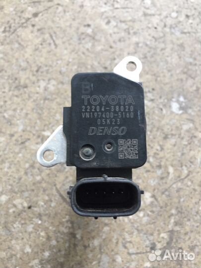 Датчик расхода воздуха Toyota