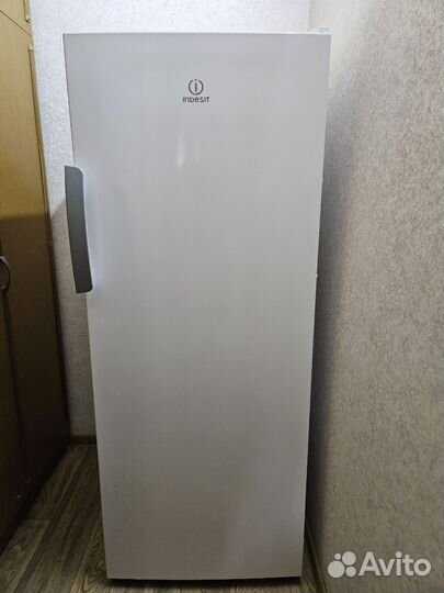 Морозильная камера Indesit бу