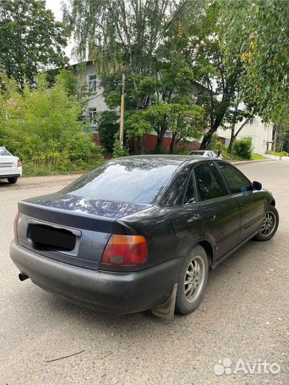 Audi A4 1.8 МТ, 1995, 398 000 км