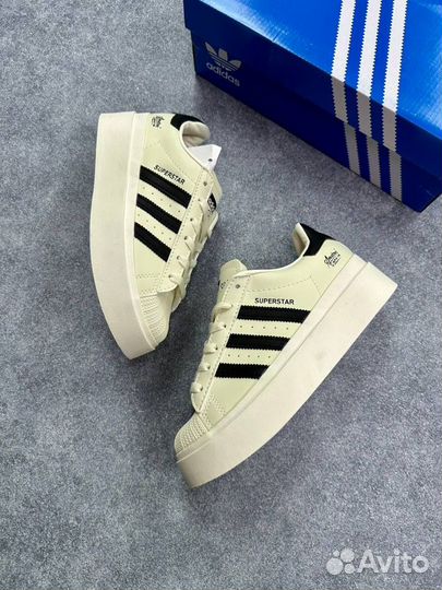 Кроссовки Adidas superstar bonega