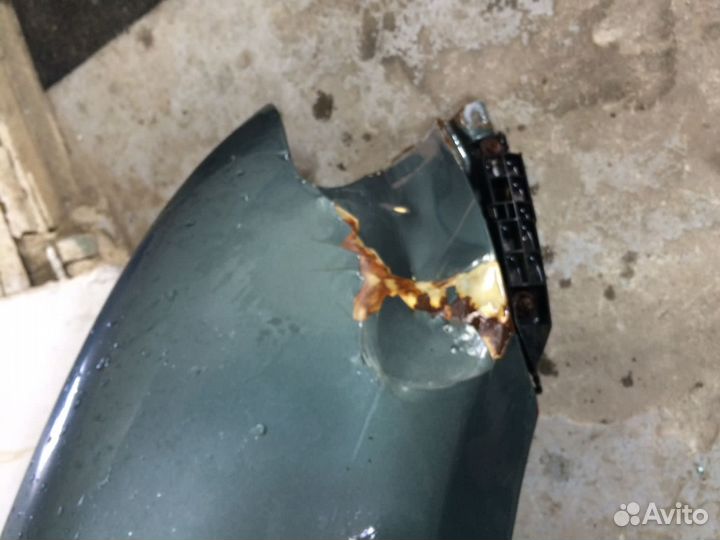 Mitsubishi l200 крыло переднее правое