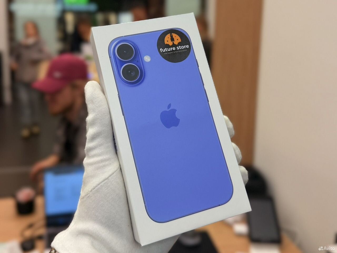 iPhone 16, 256 ГБ, SIM + eSIM