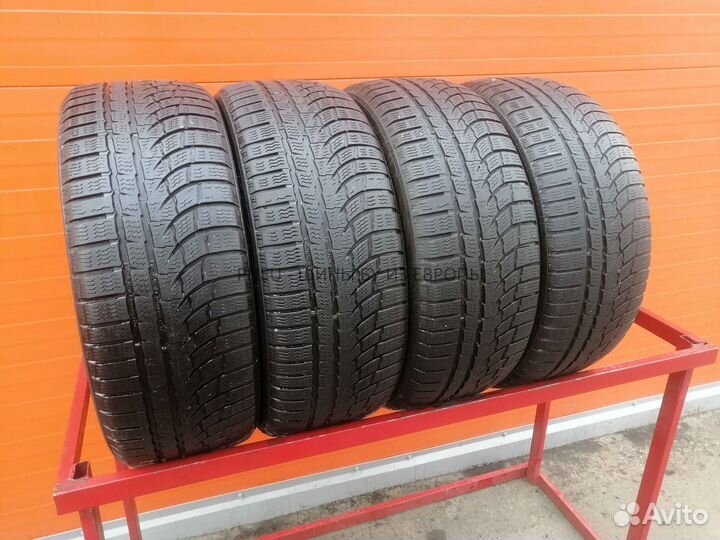 Nokian Tyres WR A4 225/45 R17 117Q