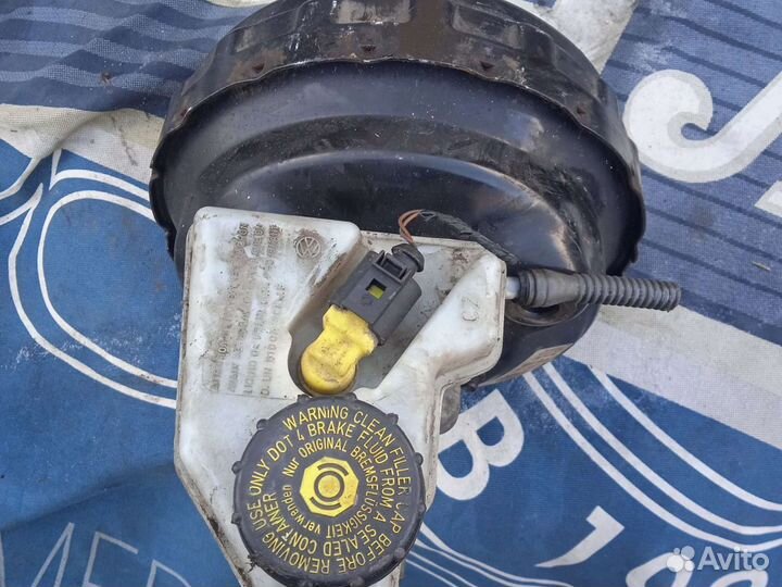 Шкода Румстер усилитель тормозов