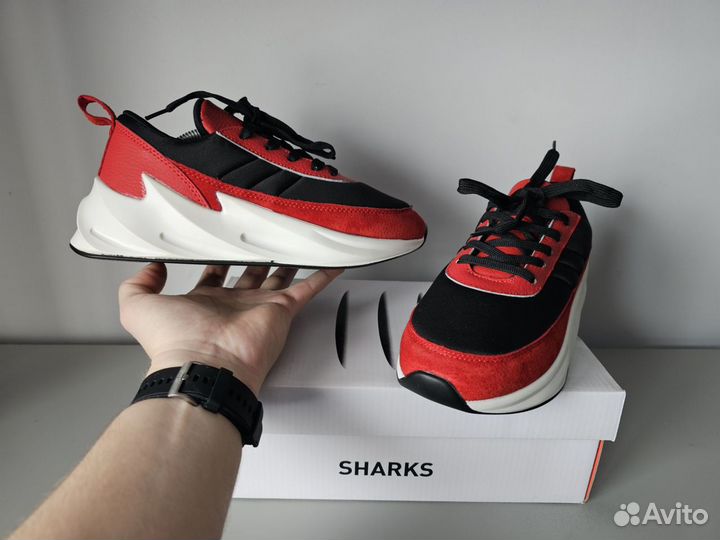 Кроссовки Adidas Sharks