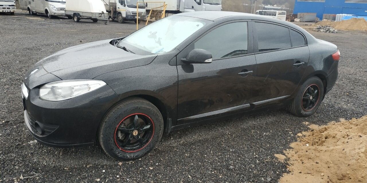 Renault Fluence: фото владельца