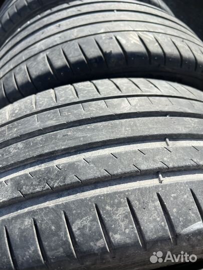 Michelin Pilot Sport 4 225/45 R18 и 245/40 R18 97Y