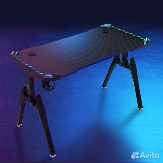 Компьютерный стол,геймерский стол