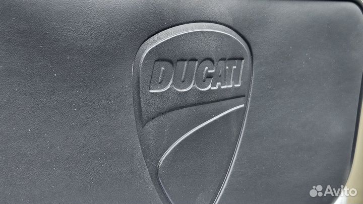 Набор автомобилиста Ducati (сумка пустая )