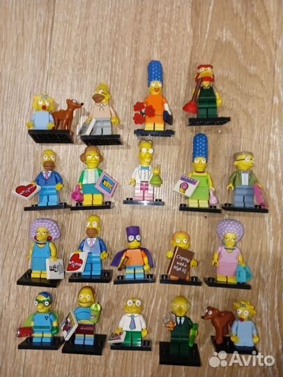 Lego minifigures simpsons