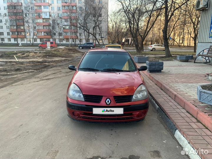 Renault Clio 1.4 AT, 2004, 195 000 км