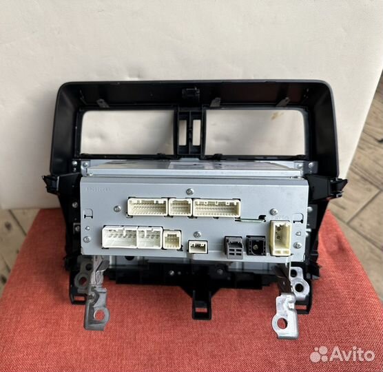 Магнитола Toyota Land Cruiser Prado 150 JBL