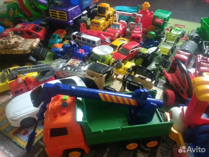 Игрушки бу машинки