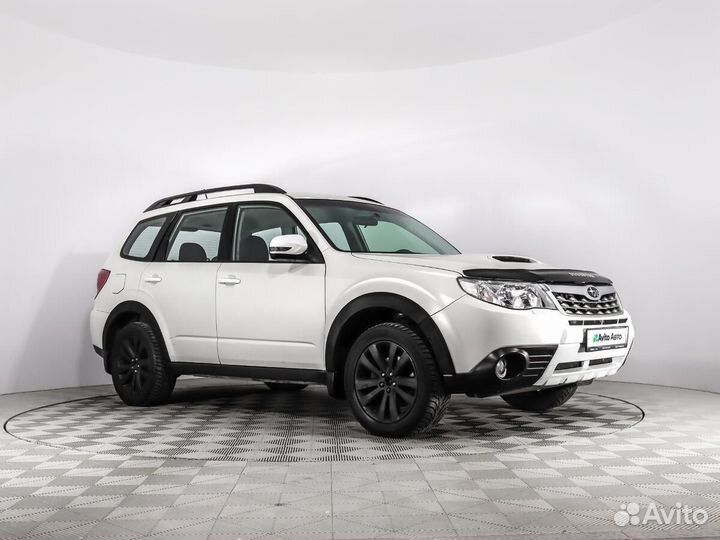 Subaru Forester 2.0 AT, 2011, 209 720 км