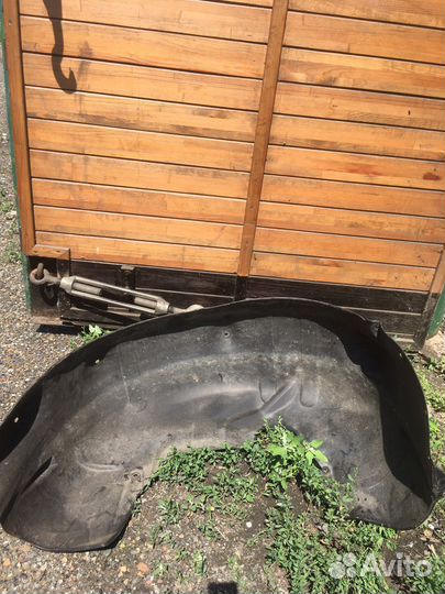 Подкрылок suzuki grand vitara 2005-2015