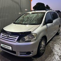 Toyota Avensis Verso 2.0 MT, 2002, 300 000 км, с пробегом, цена 600 000 руб.