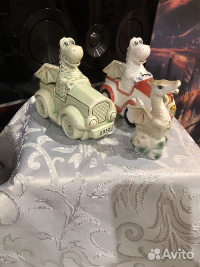 Фарфоровый дракон