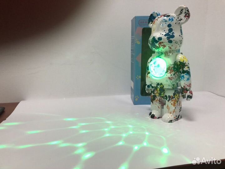 Музыкальная колонка со светомузыкой (блютуз)