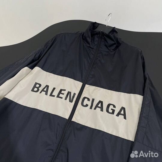 Ветровка Balenciaga