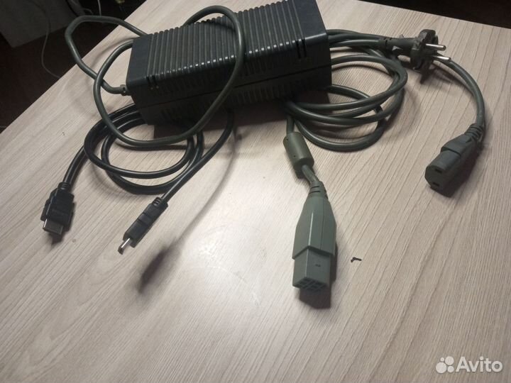 Xbox 360 FAT (Не прошитый)