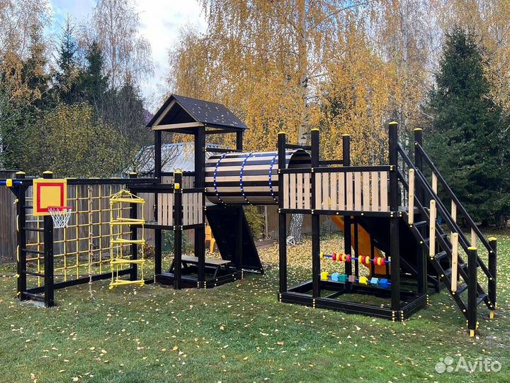 Детская спортивная площадка уличная