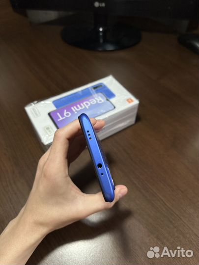 Xiaomi Redmi 9T, 4/64 ГБ