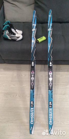 Лыжи с ботинками(крепления)