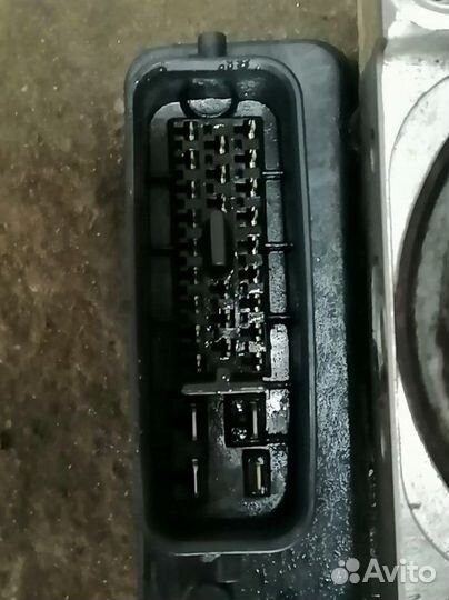 Блок abs Mitsubishi Dingo CQ2A 4G15 2001