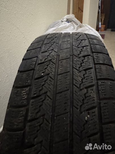 Nexen Winguard Ice 215/65 R16