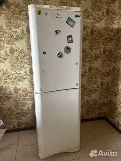 Холодильник бу