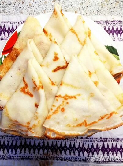 Домашние блины на молоке и печеночные рулетики