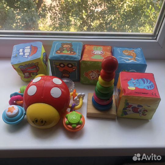 Игрушки для малыша