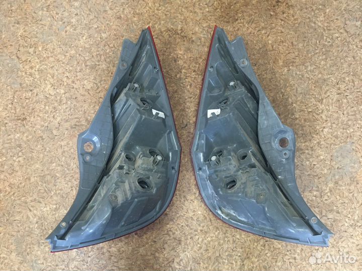 Фонарь правый Hyundai Solaris Хетчбэк б/у