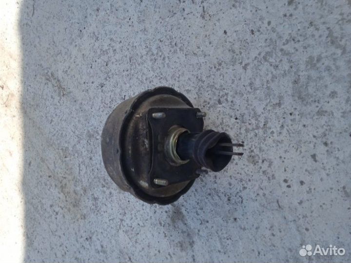 Вакуумный усилитель тормозов Лада 2106