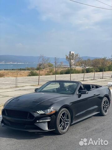 Ford Mustang 2.3 AT, 2018, 65 800 км с пробегом, цена 2990000 руб.