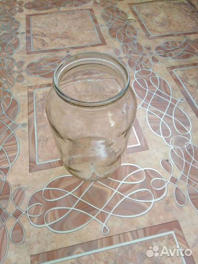Банки стеклянные полторалитровые