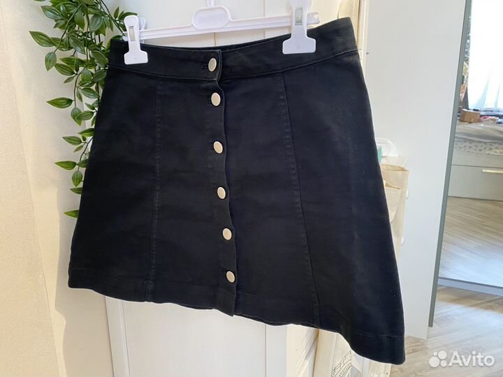 Юбки 2шт черная и синяя за 50р H&M 44s короткие