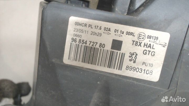 Фара (передняя) Peugeot 3008, 2011