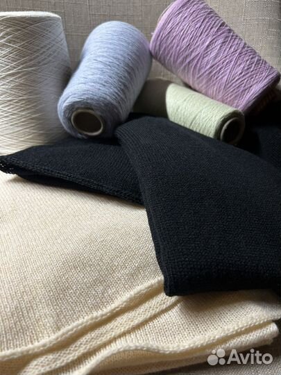 В наличии Палантин из 100 кашемира Cariaggi