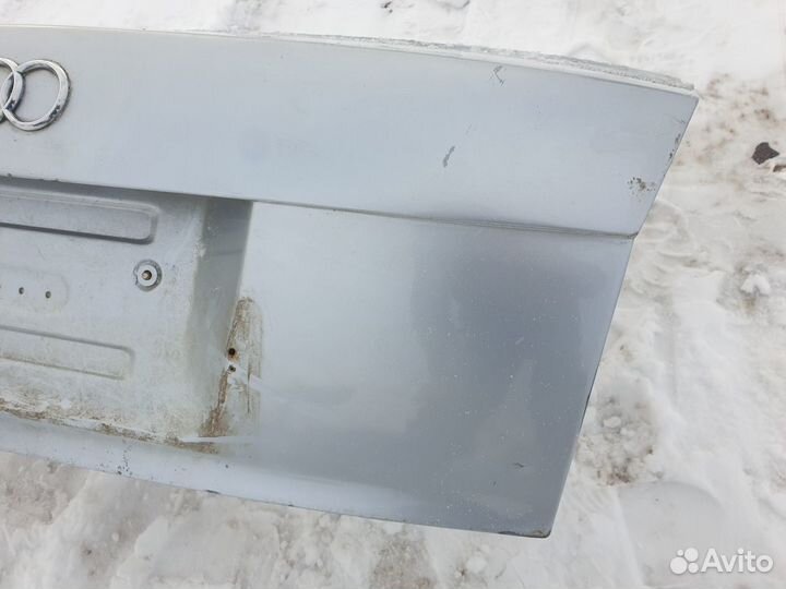 Крышка багажника Audi A4 B6 Ауди А4 Б6 В6 Америка