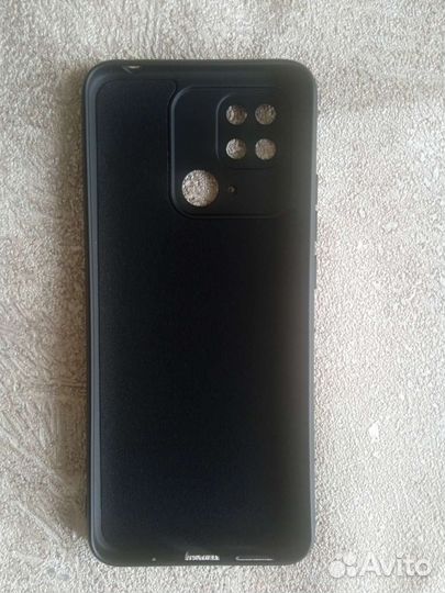 Чехлы на телефон