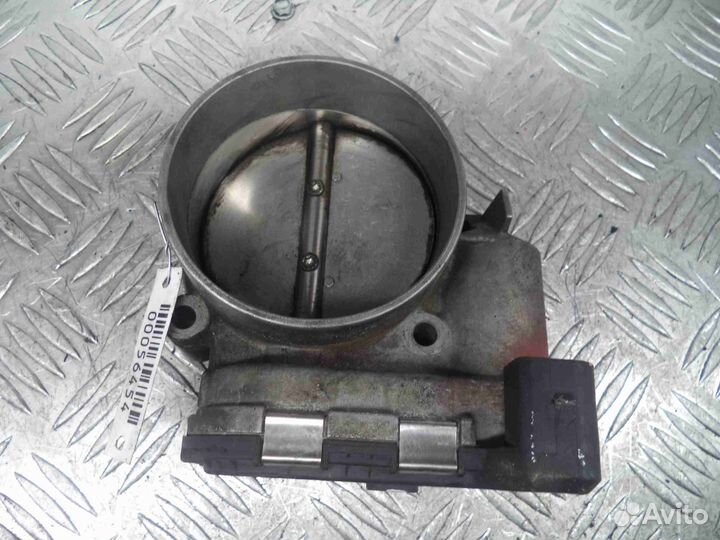 Заслонка дроссельная Audi Q7 4L 077133062A