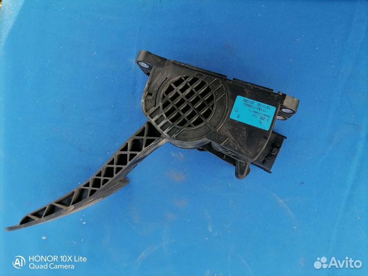 Педаль газа granta